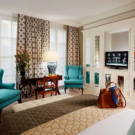 Hotel Baur Au